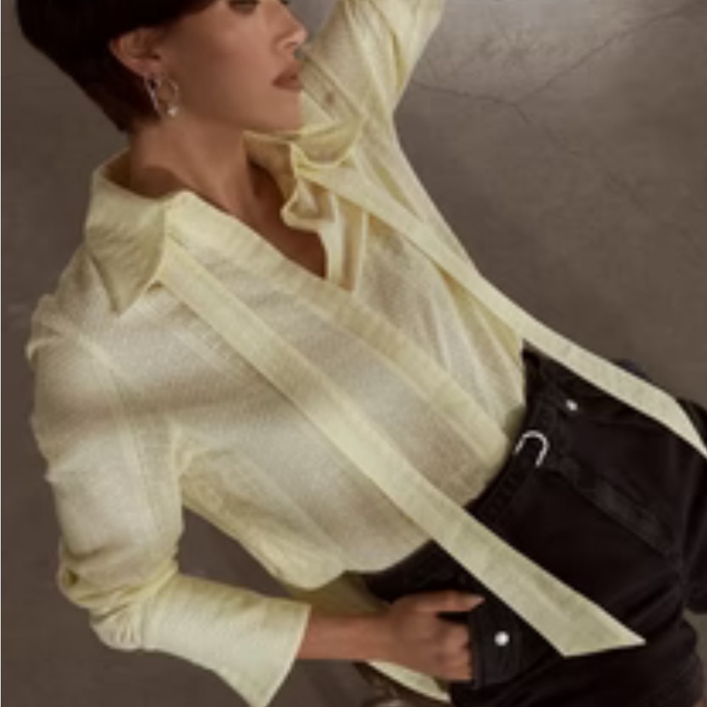Chic Yellow Button Down Shirt